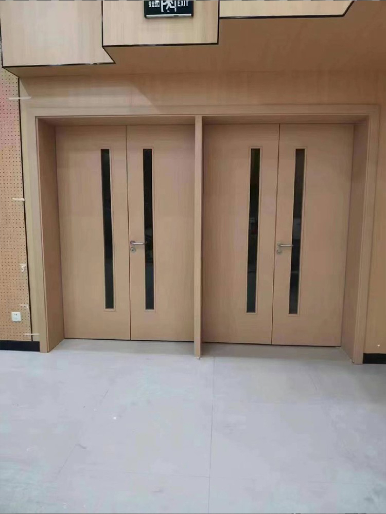 木質(zhì)防火門(mén)